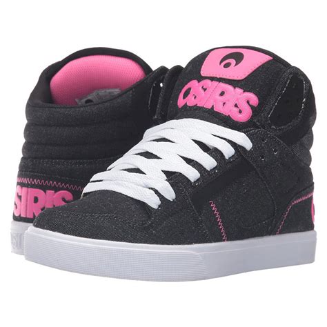 Skateboarding Shoes for Men & Women .